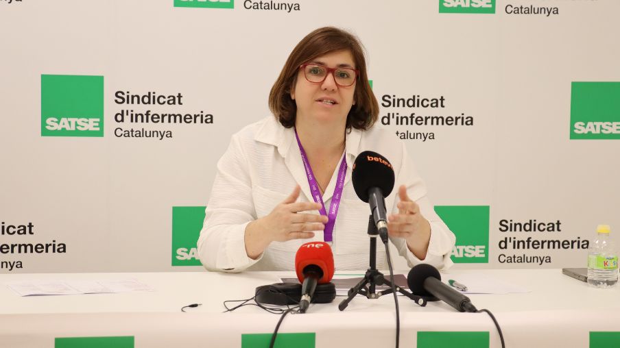 Annabel Torres, Secretària Autonòmica de SATSE Catalunya durant la presentació dels resultats